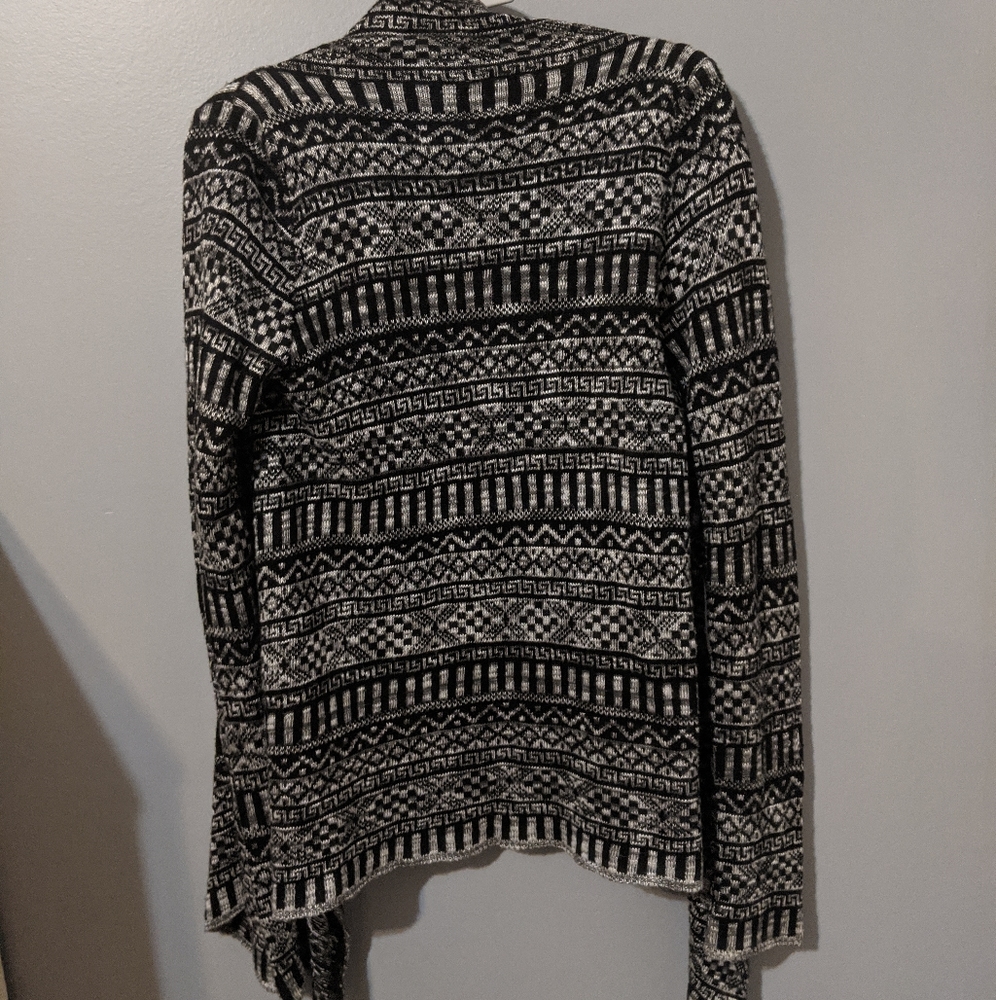 Aztec Pattern Cardigan Sweater - Picture 3 of 7